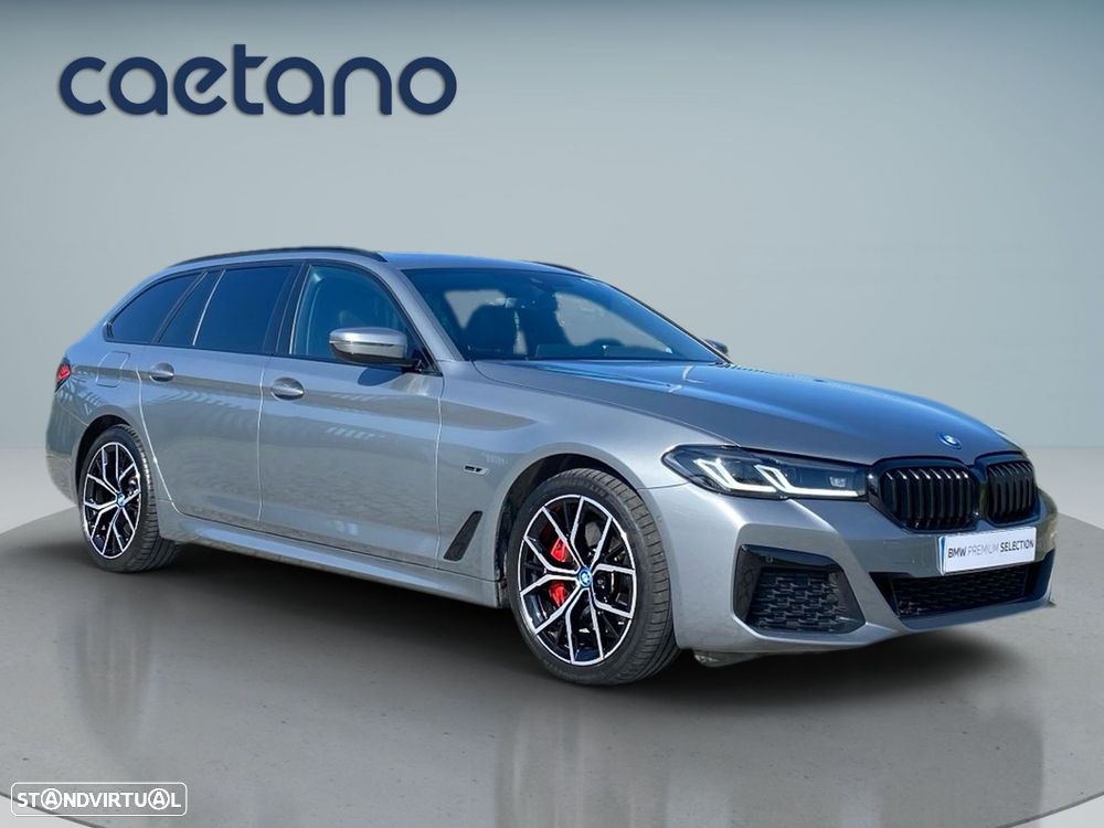 BMW 530 e Pack Desportivo M - 28