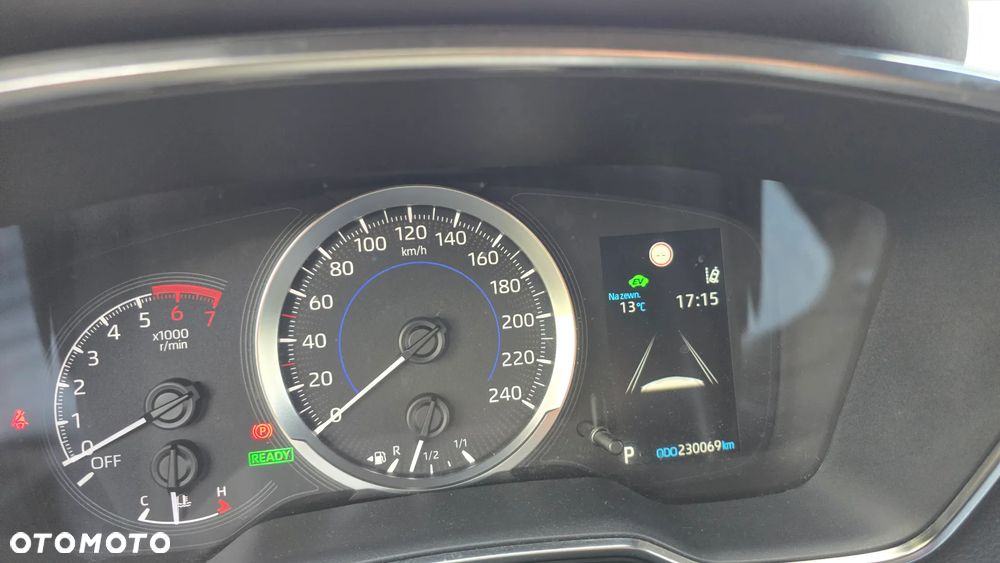 Toyota Corolla 1.8 Hybrid Comfort - 17