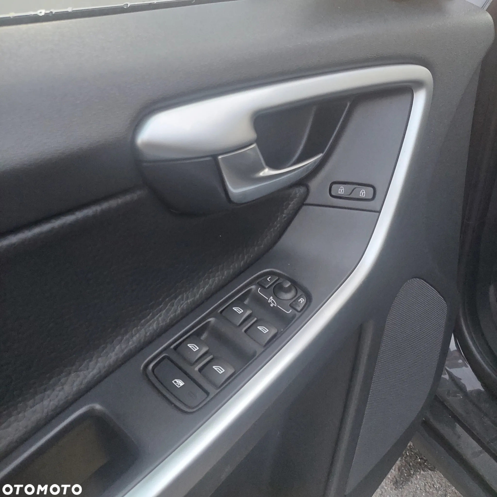 Volvo XC 60 - 13