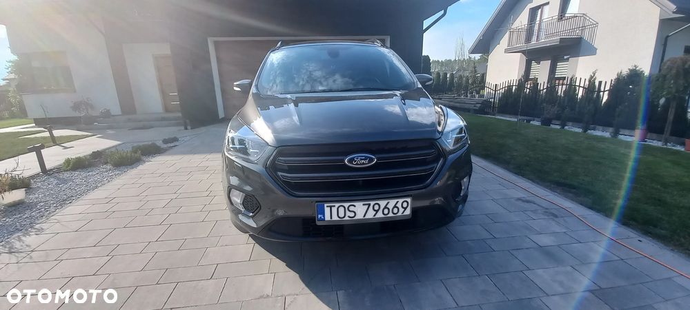 Ford Kuga - 11