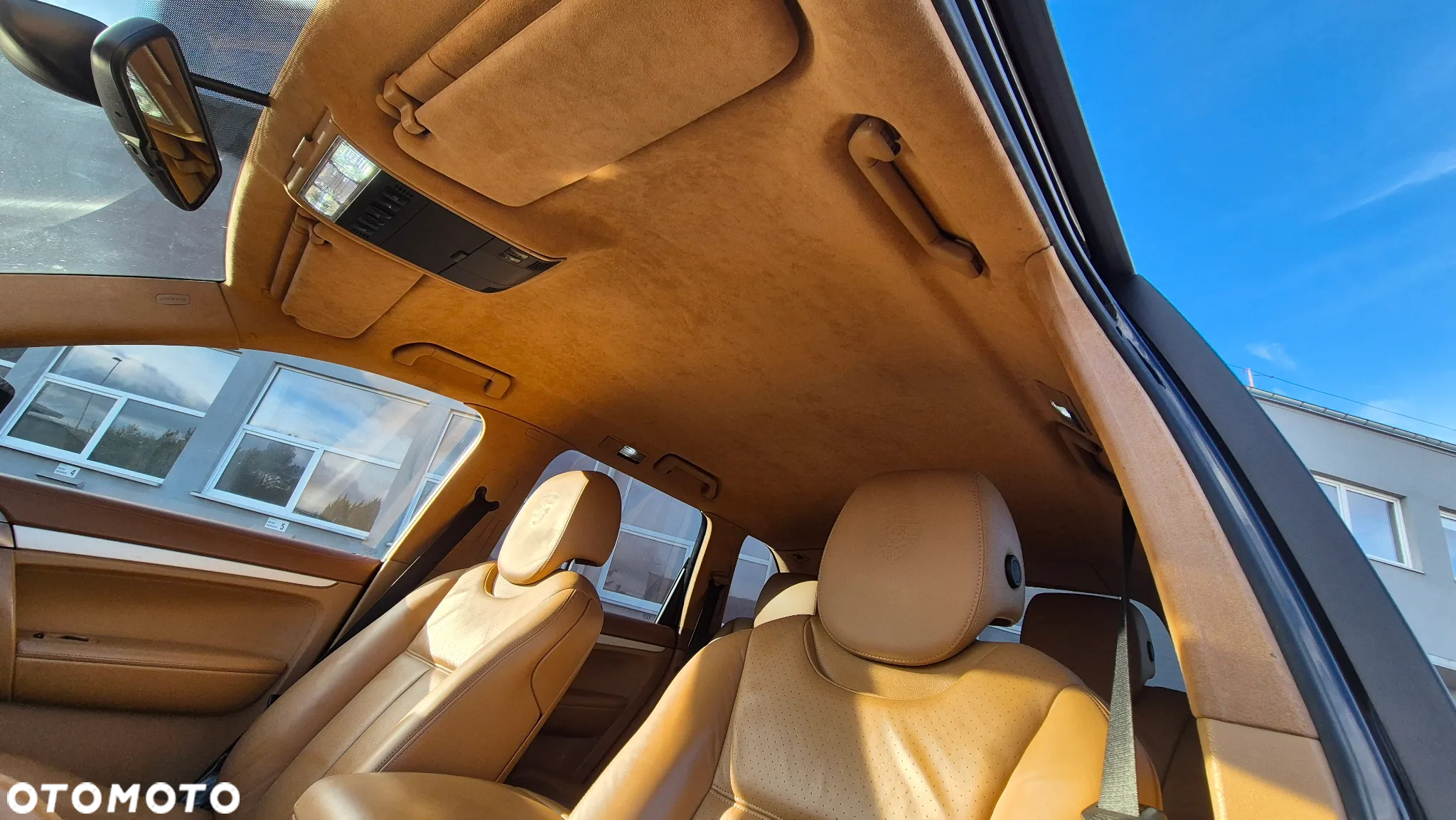 Porsche Cayenne Turbo - 24