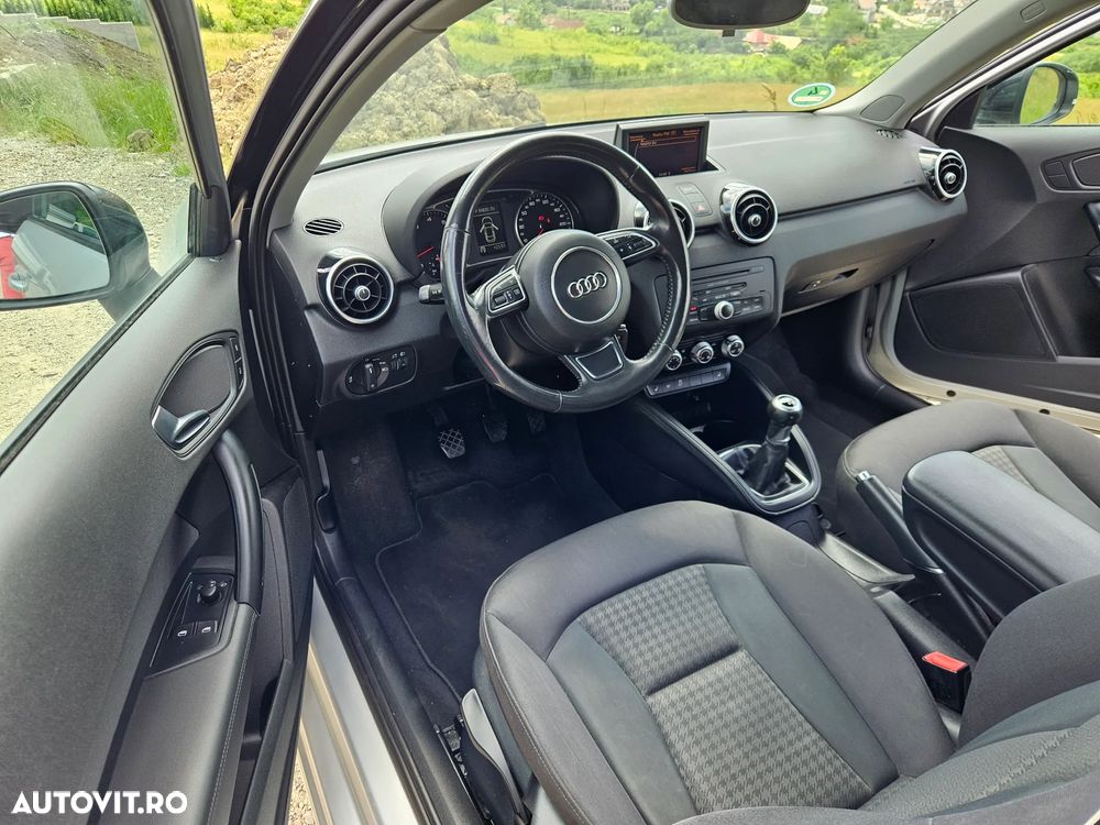 Audi A1 1.4 TFSI Attraction - 17