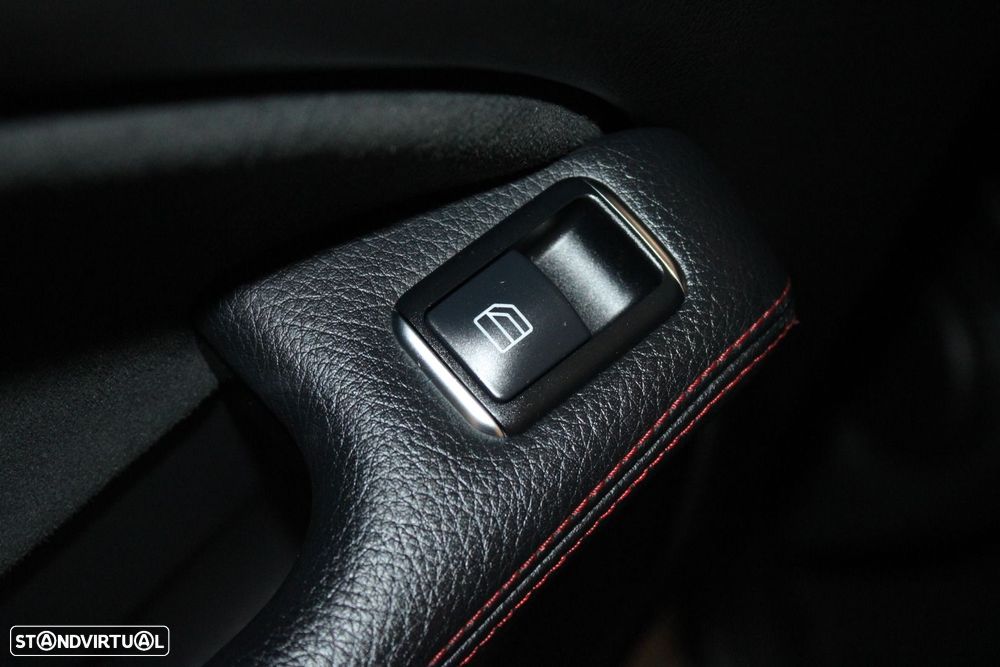 Mercedes-Benz A 180 d AMG Line Aut. - 32