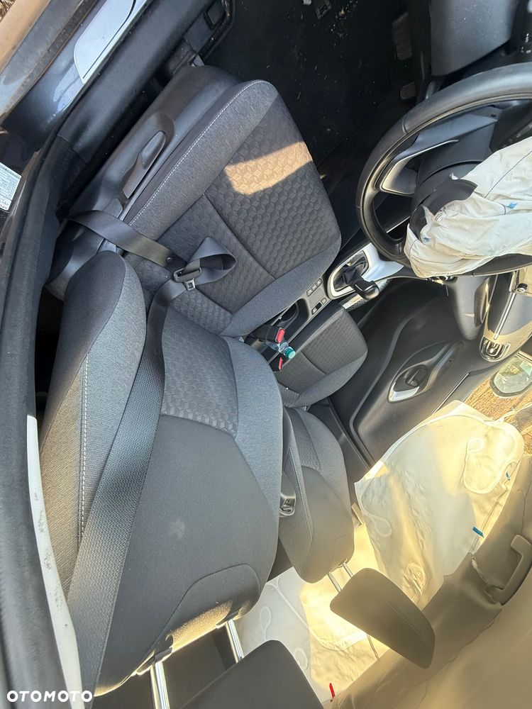 Toyota Yaris Hybrid 1.5 Active - 21