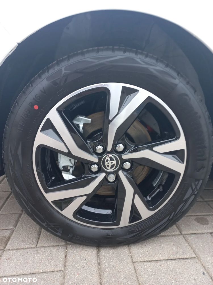 Toyota Yaris Hybrid 1.5 Style - 5