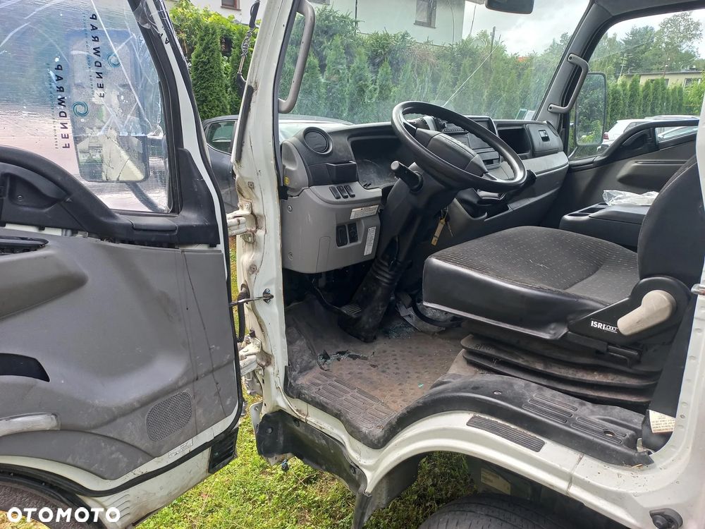 Mitsubishi FUSO CANTER - 7