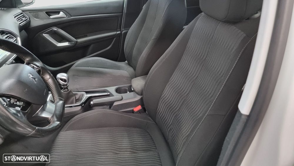 Peugeot 308 SW 1.2 PureTech Active - 7