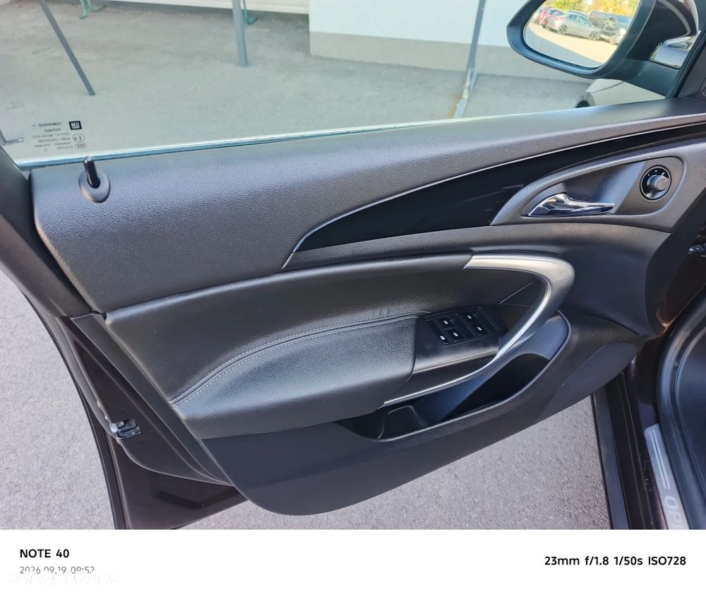 Opel Insignia 1.8 Executive - 35