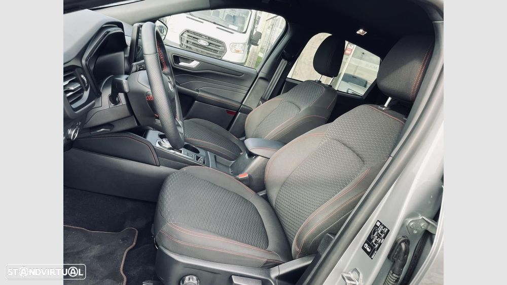 Ford Kuga 2.5 PHEV ST-Line - 24