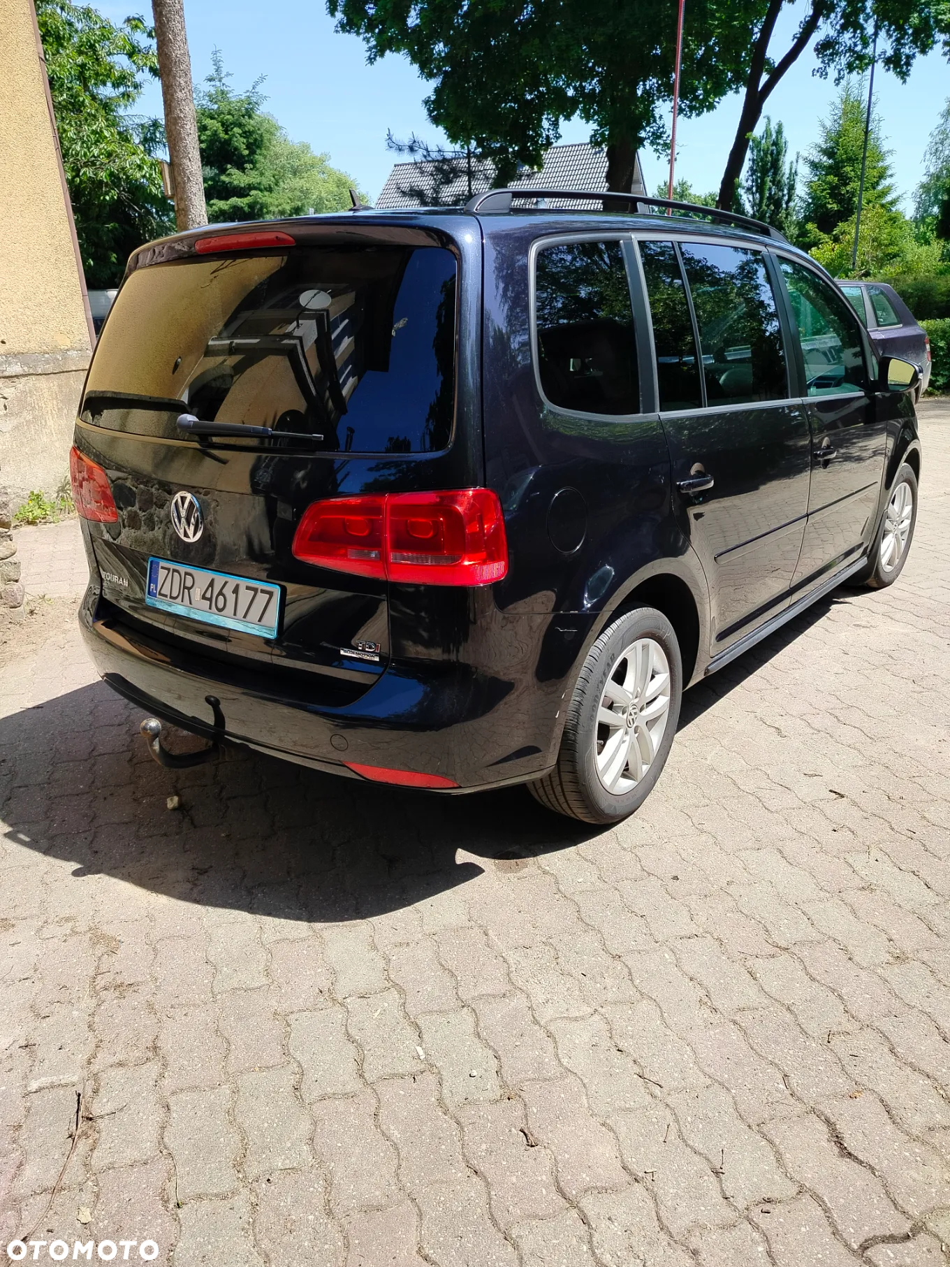 Volkswagen Touran 1.6 TDI DPF Comfortline DSG - 2
