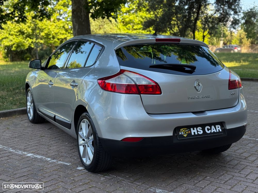 Renault Mégane 1.5 dCi Dynamique - 8