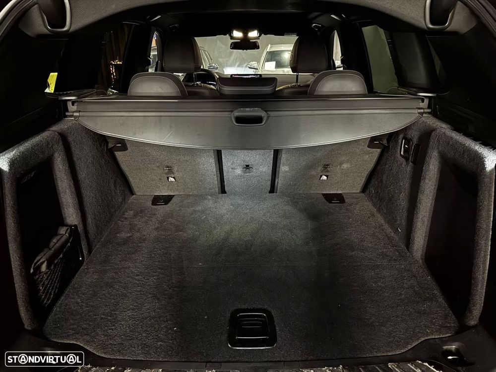 BMW iX3 Inspiring - 30