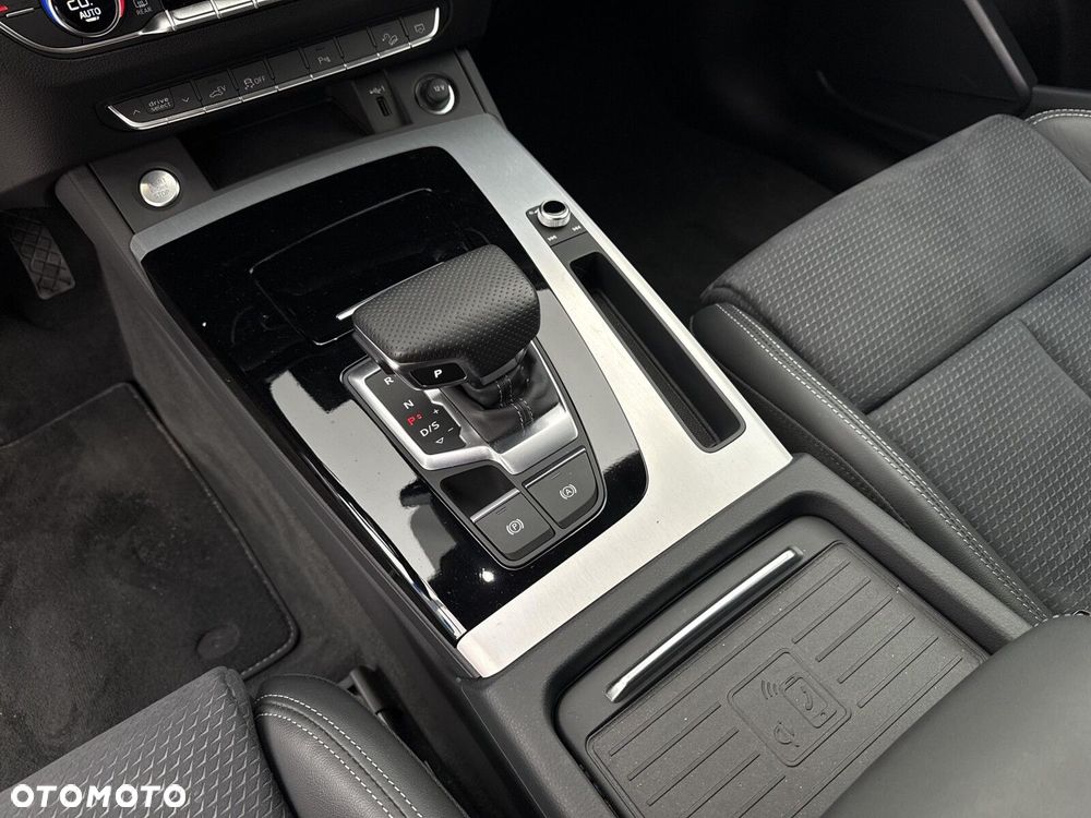 Audi Q5 Sportback - 13
