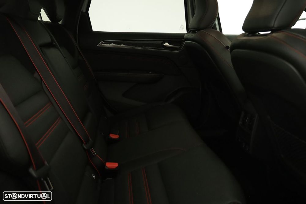 Renault Arkana 1.3 TCe R.S.Line EDC - 26