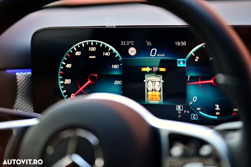 Mercedes-Benz A 200 - 18