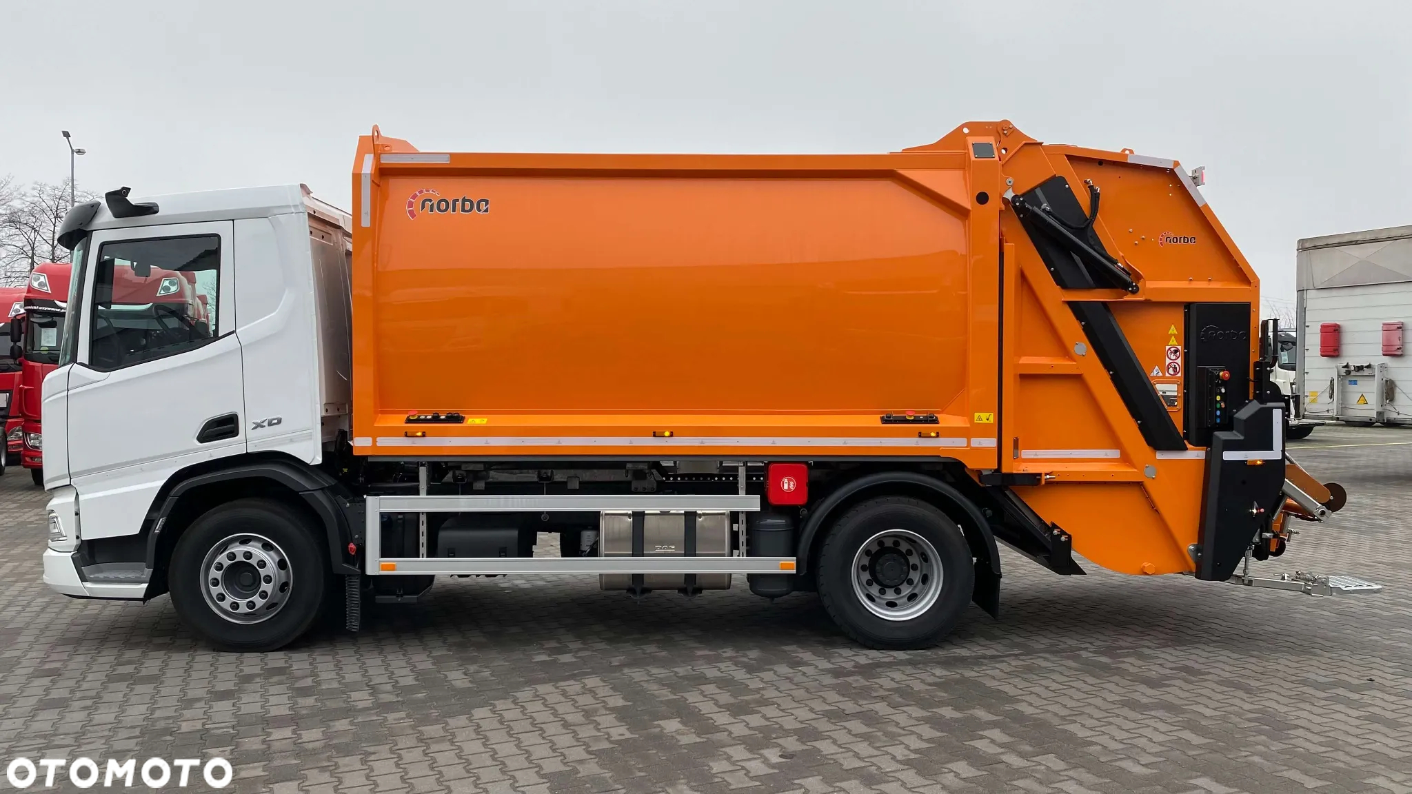 DAF XD 300 FA śmieciarka Norba 17m3 - 8