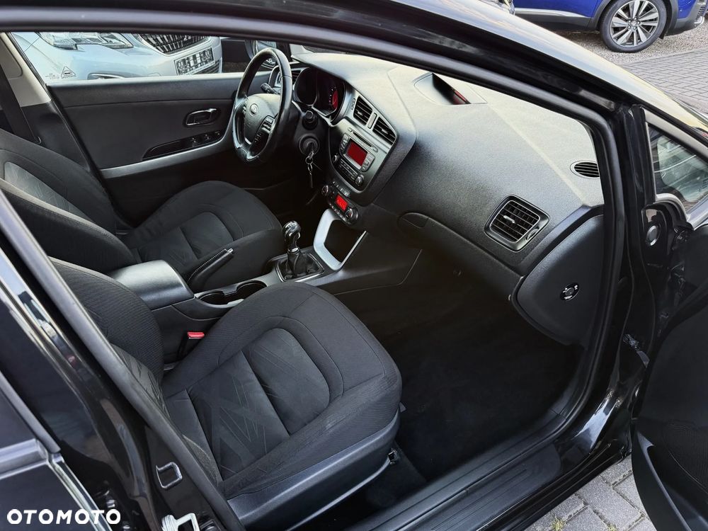 Kia Ceed 1.6 CRDi 128 Platinum Edition - 12