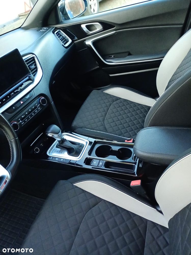 Kia Ceed 1.6 CRDi SCR GT-Line DCT - 6