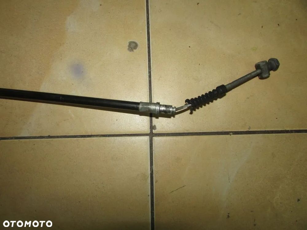 Suzuki VS 600 Intruder linka hamulca tył - 2