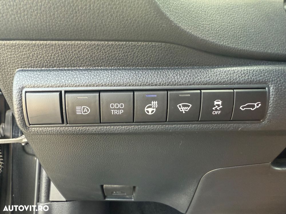 Toyota Corolla 2.0 HSD Exclusive Plus - 22