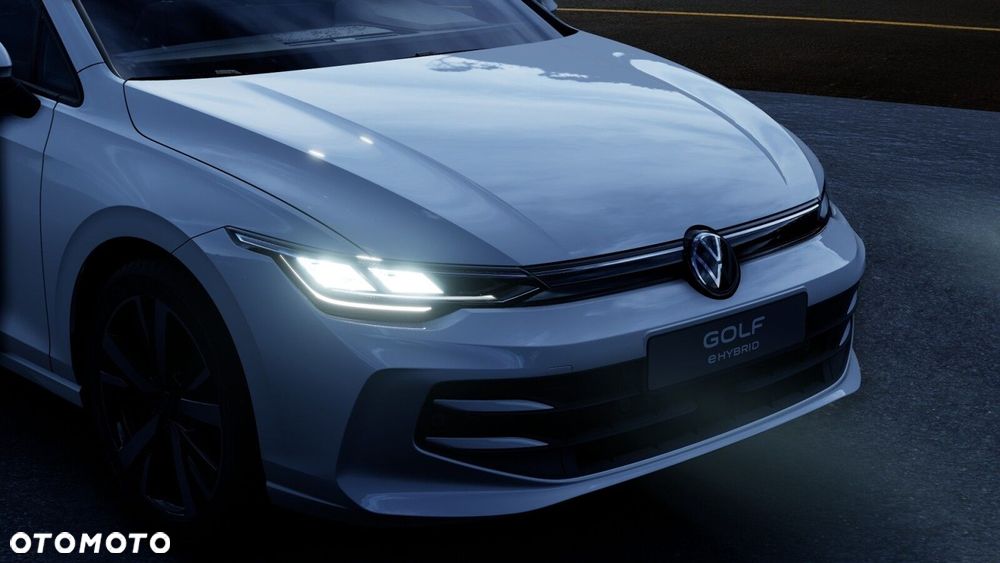 Volkswagen Golf - 10