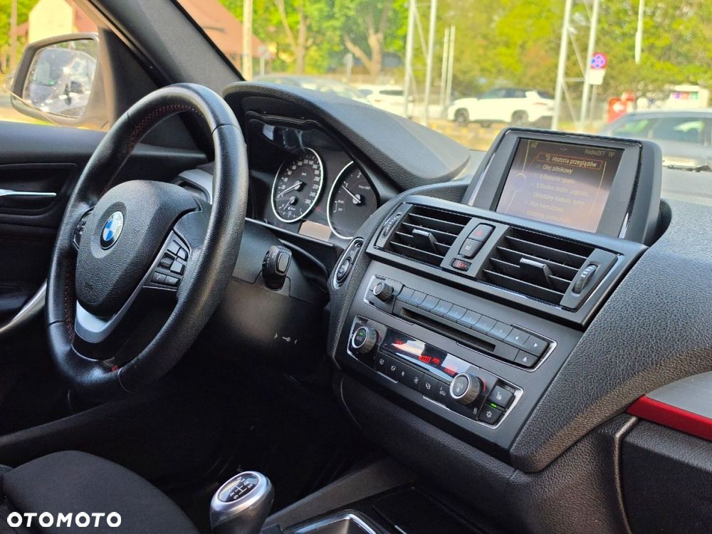 BMW Seria 1 - 17