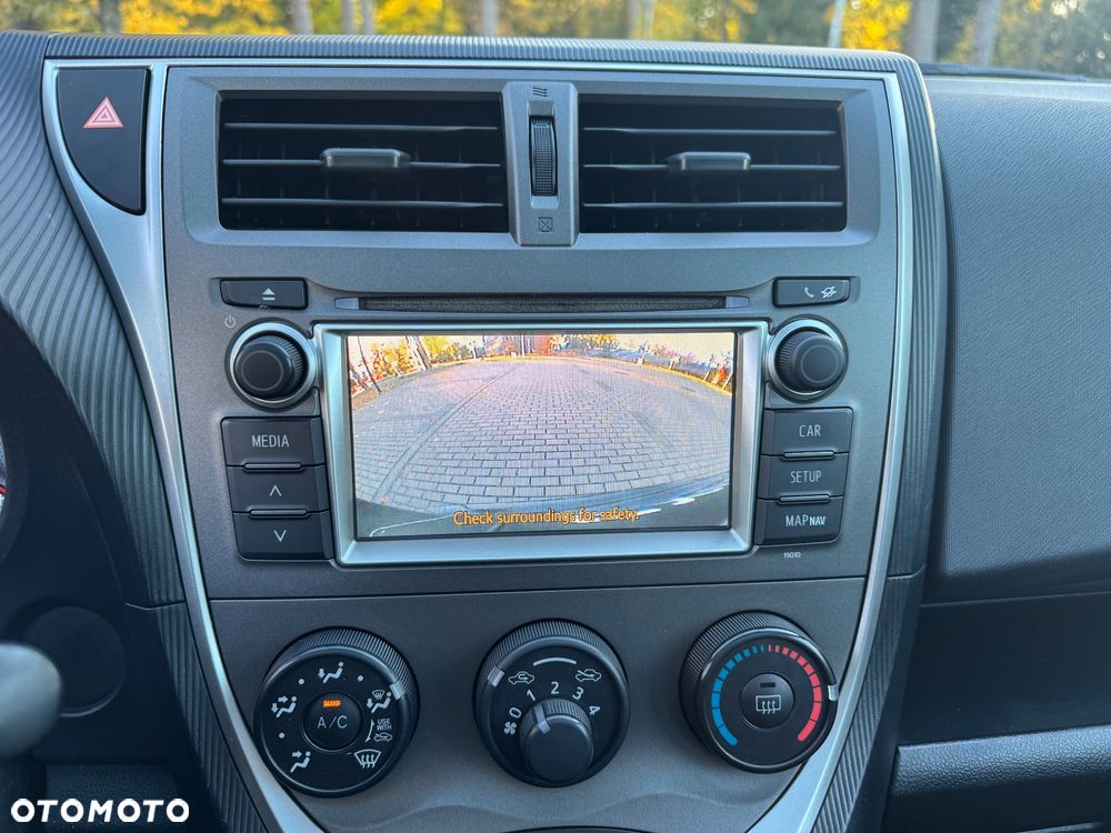 Toyota Verso S 1.33 Premium - 11