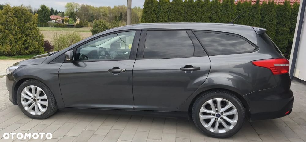 Ford Focus 1.0 EcoBoost Titanium - 6