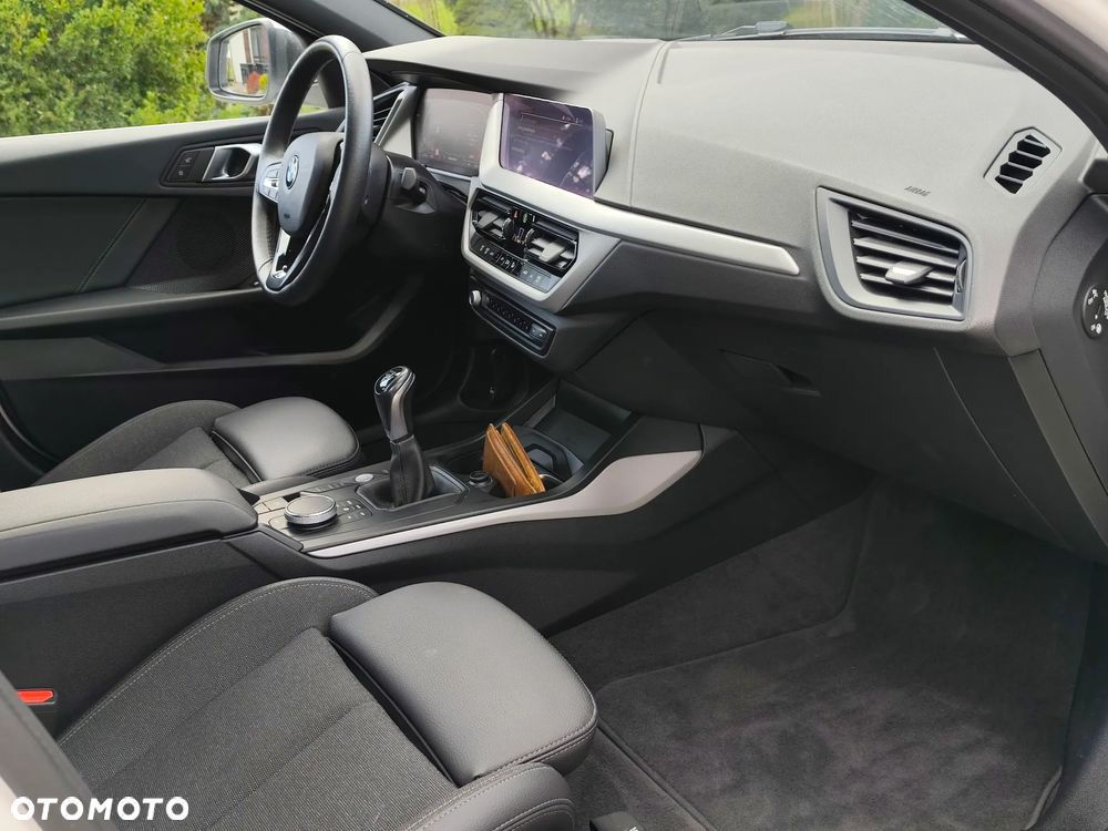 BMW Seria 1 116d Sport Line Shadow - 18