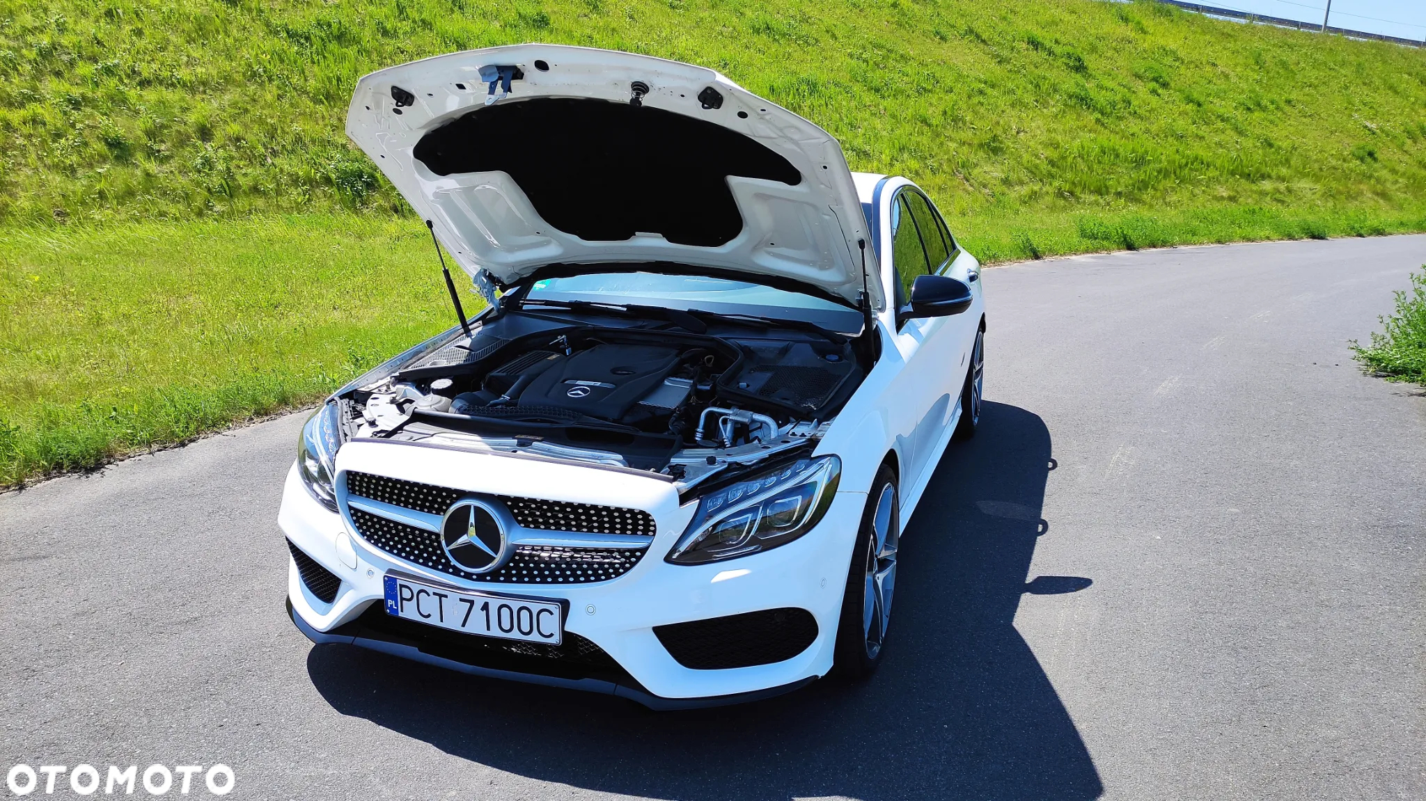 Mercedes-Benz Klasa C 300 9G-TRONIC AMG Line - 17