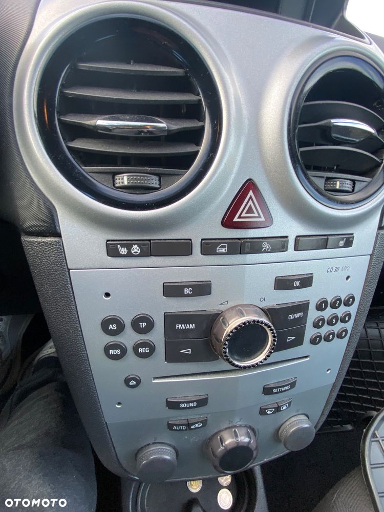 Opel Corsa - 9