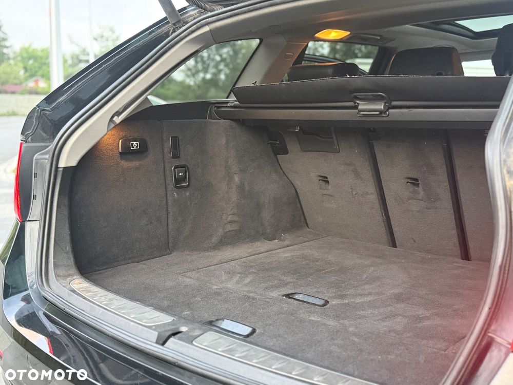 BMW Seria 3 320d Efficient Dynamics Edition - 34