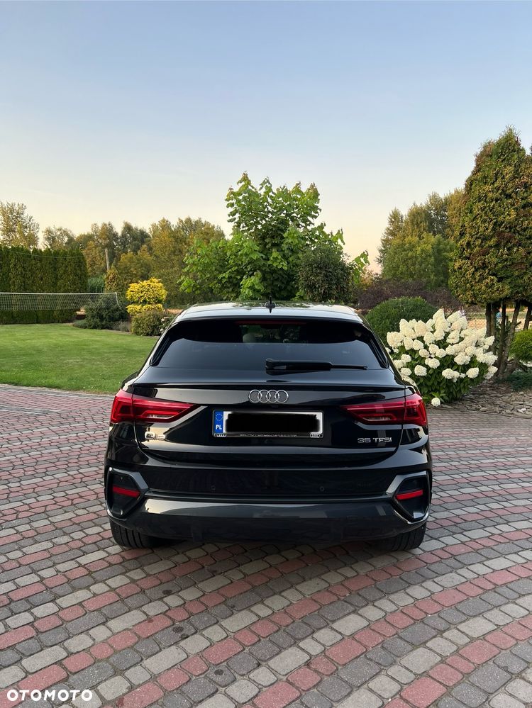 Audi Q3 Sportback - 9