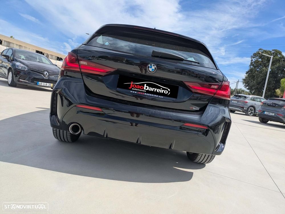 BMW 116 d Pack Desportivo M - 9