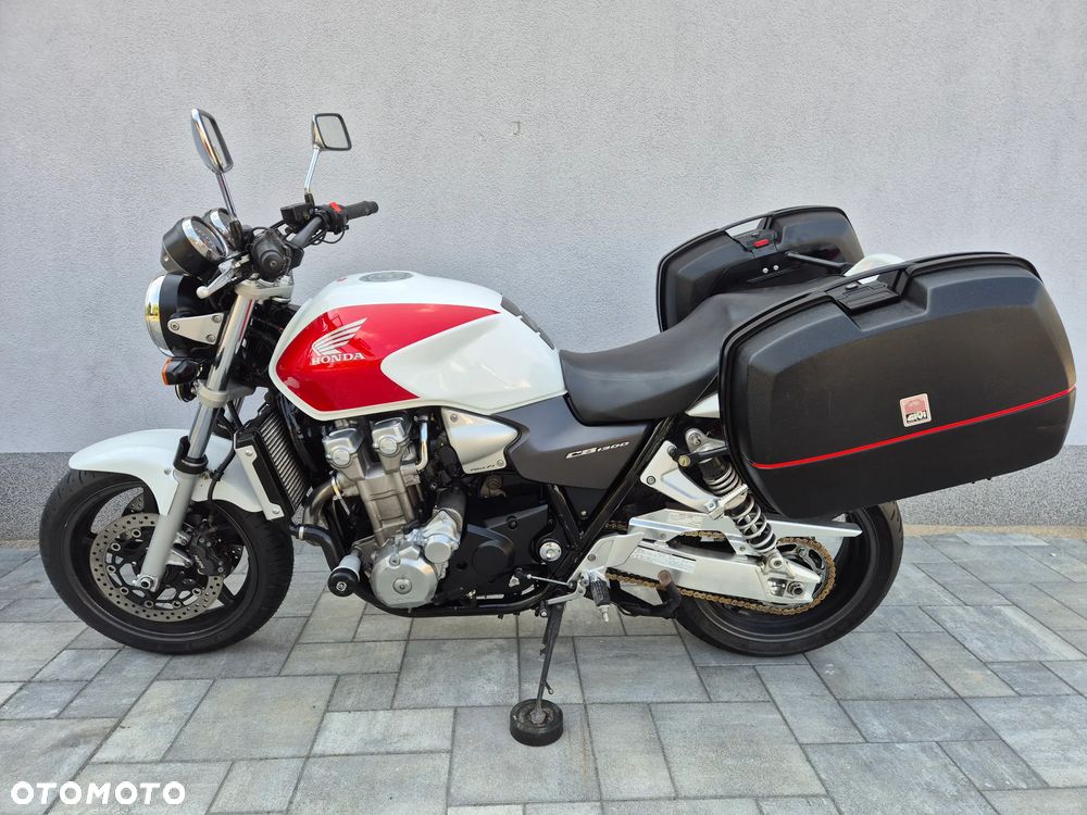 Honda CB - 3