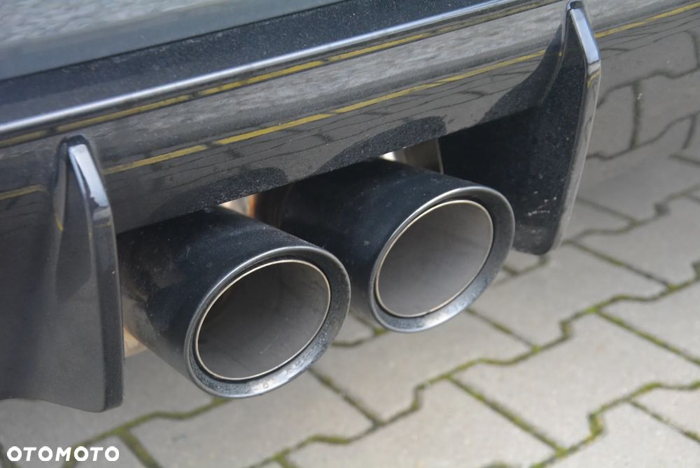 BMW M3 Competition M xDrive - 19