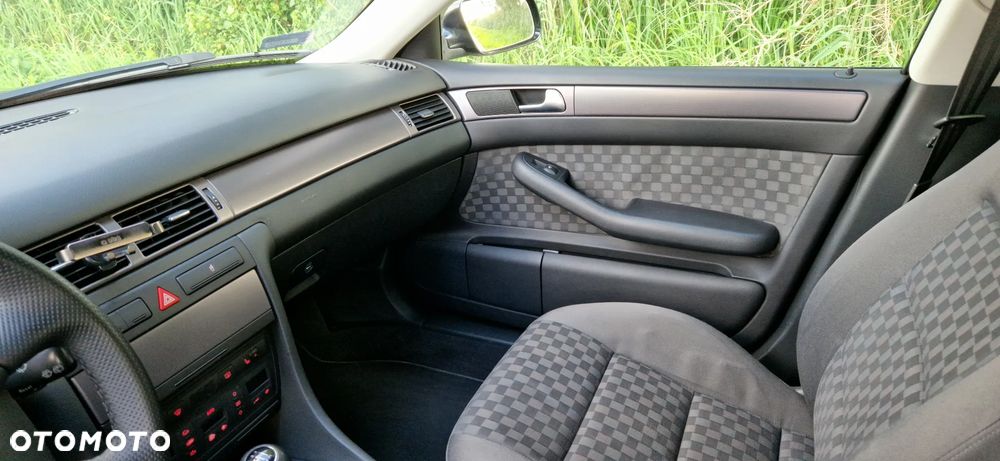 Audi A6 Avant 1.8T - 28
