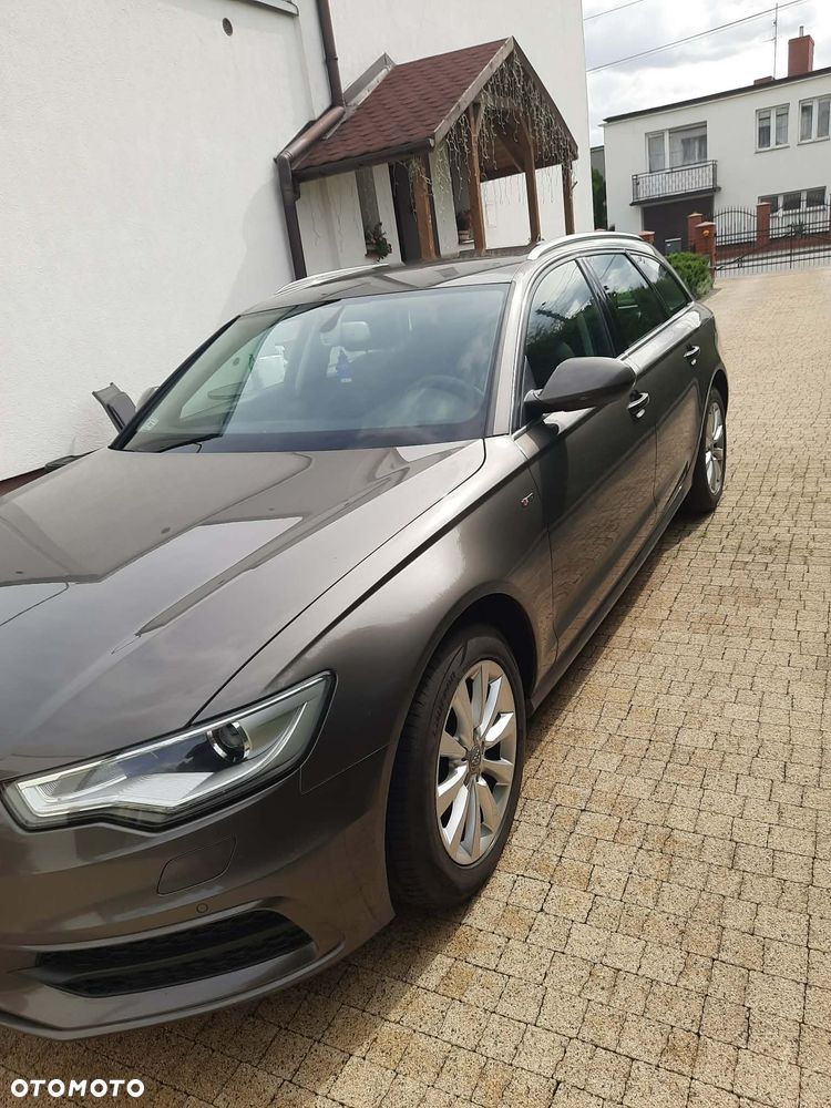 Audi A6 Avant - 1