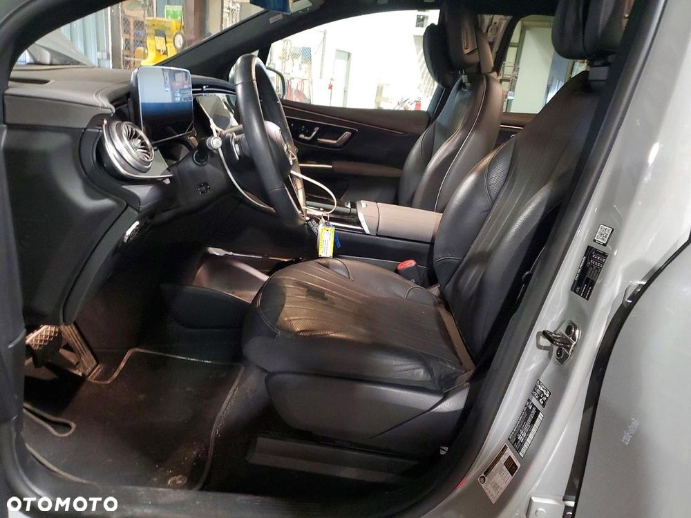 Mercedes-Benz EQS - 8