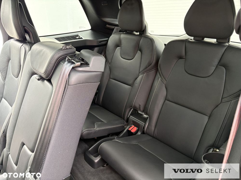 Volvo XC 90 - 13