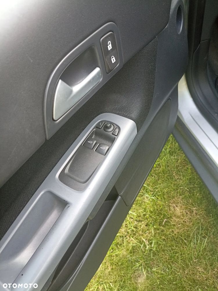 Volvo C30 1.6 Kinetic - 12