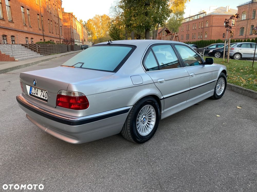 BMW Seria 7