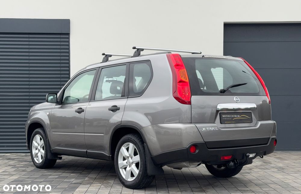 Nissan X-Trail 2.0 4x4 XE - 6