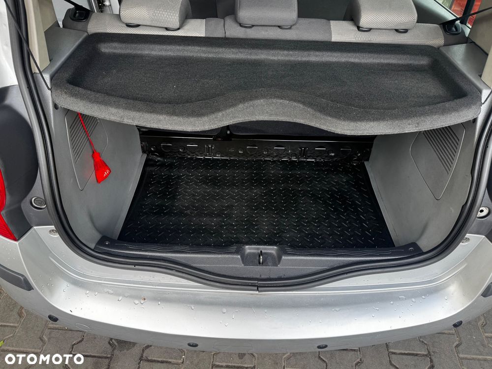Renault Modus 1.5 dCi Authentique - 10