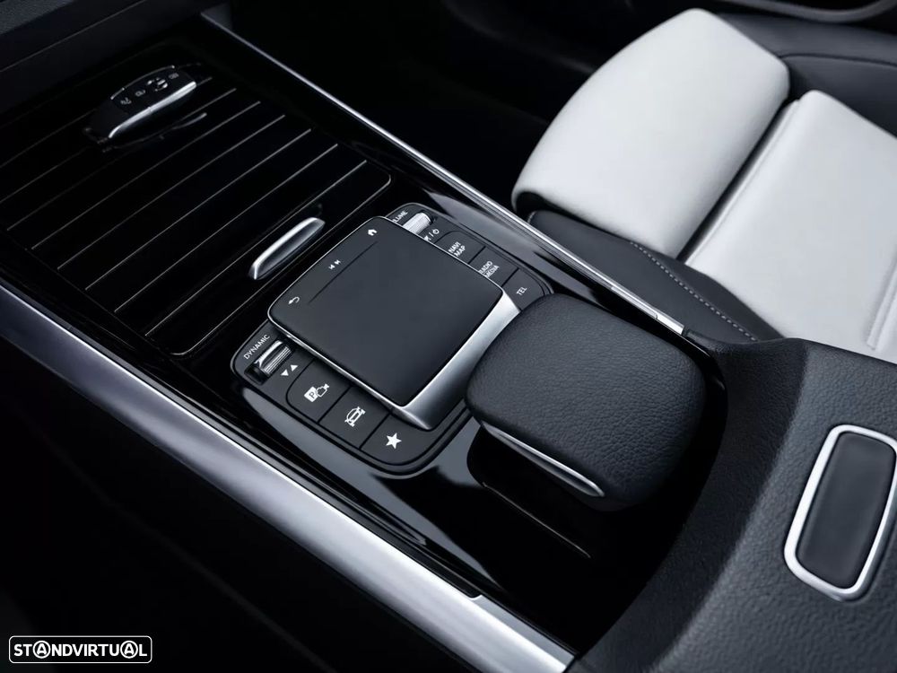 Mercedes-Benz B 250 e AMG Line - 32