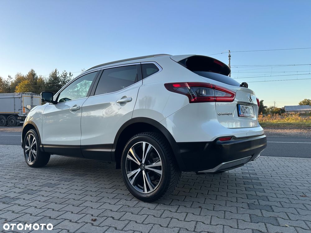 Nissan Qashqai 1.6 DIG-T Tekna - 26