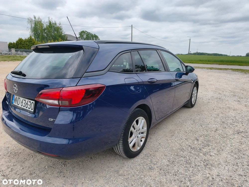 Opel Astra 1.6 CDTI Sport - 4