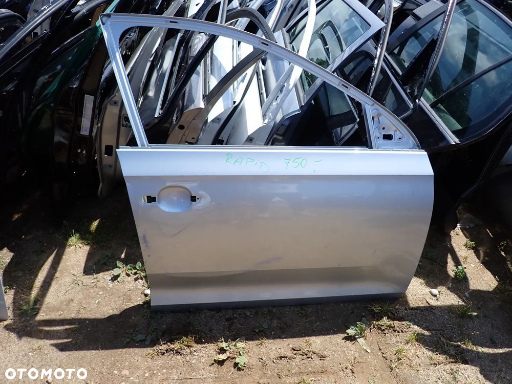 SKODA RAPID DRZWI PRAWE PRZÓD PRZEDNIE - 1