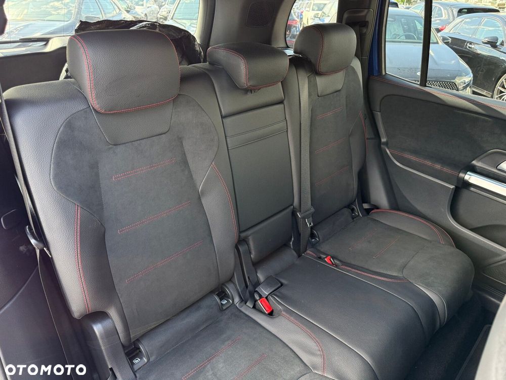 Mercedes-Benz GLB 200 7G-DCT - 26