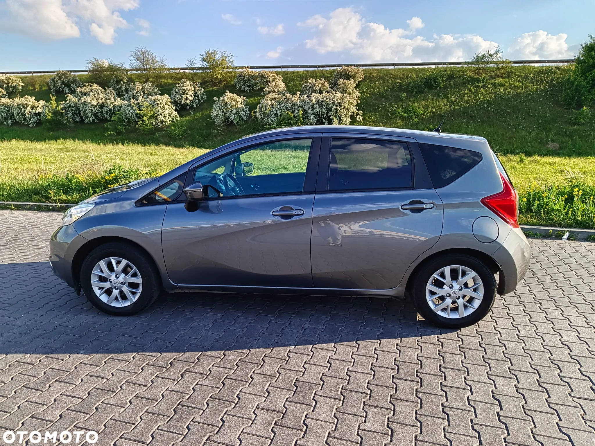 Nissan Note 1.2 Acenta Plus EU6 - 7